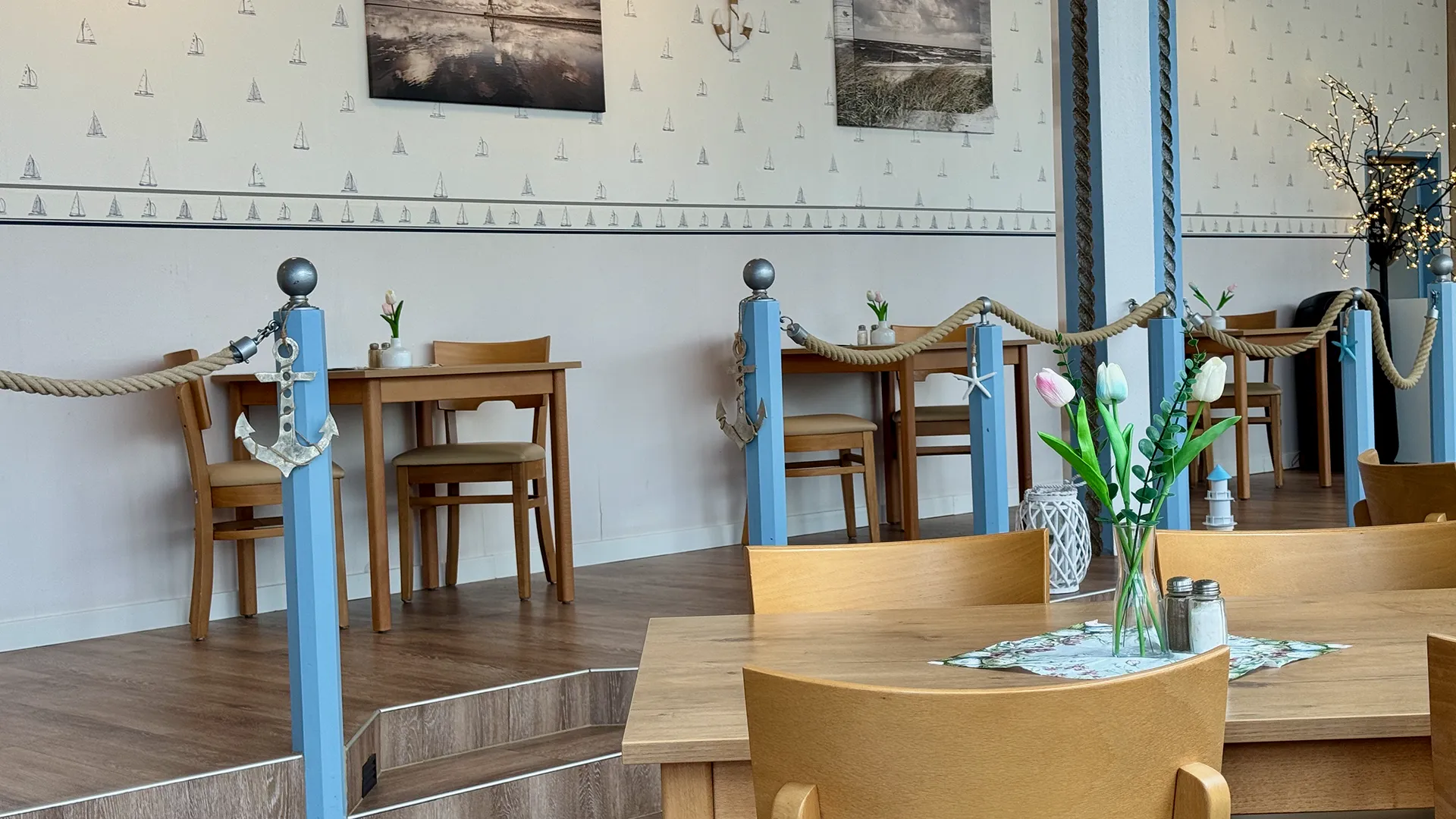 Maritime Einrichtung im Kurparkrestaurant Cuxhaven